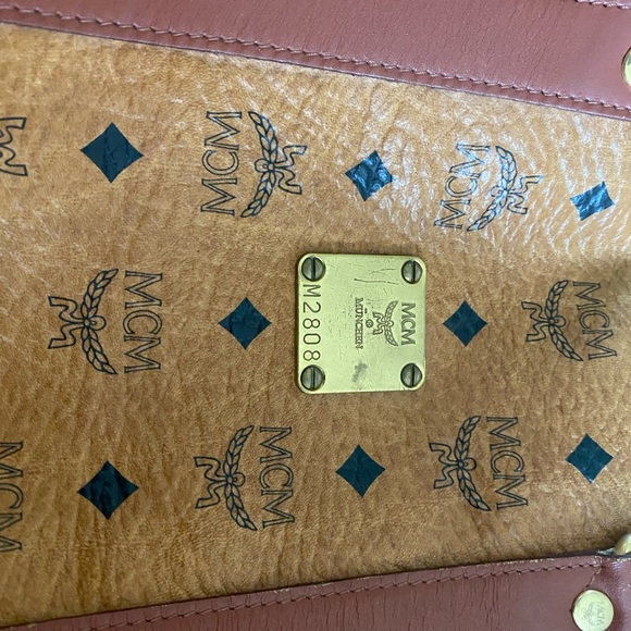 MCM Cognac Vasetos Travel Bag with Iconic Monogram - Picture 2 of 10